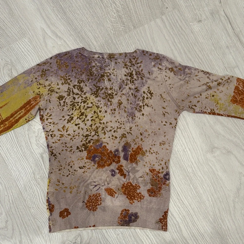 Elegant V-Neck Sweater in Purple, Brown, and Yellow - Picture 4 of 5
